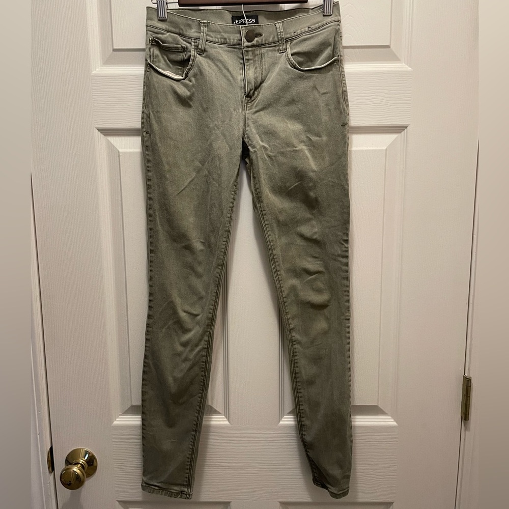 Express army green skinny jeans
